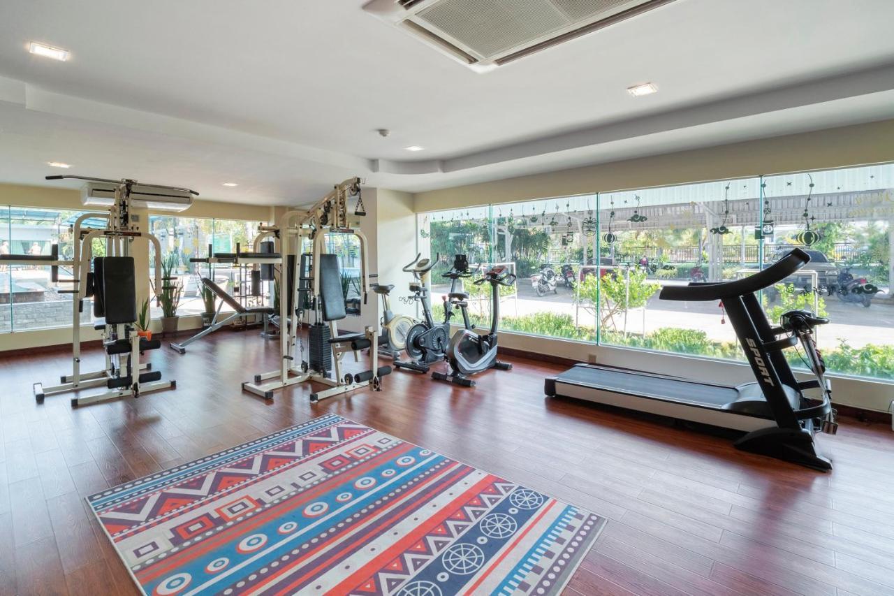 Oyo 829 Royal Thai Residence جومتين بيتش المظهر الخارجي الصورة